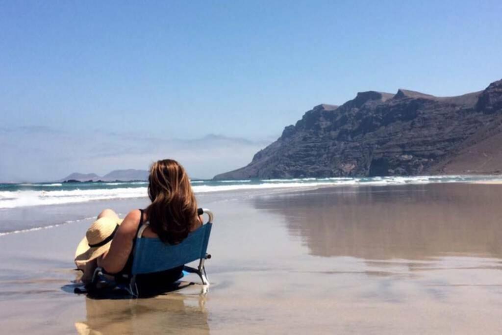 Lanzarote Famara Beach Екстер'єр фото